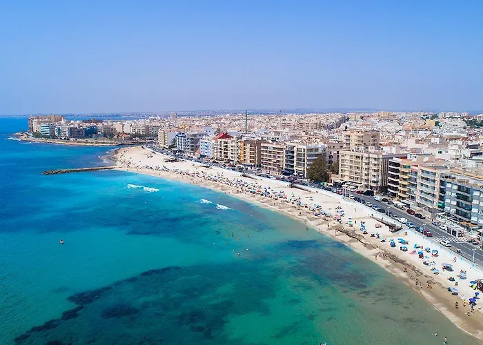 Playa Near تورّيفيِخا